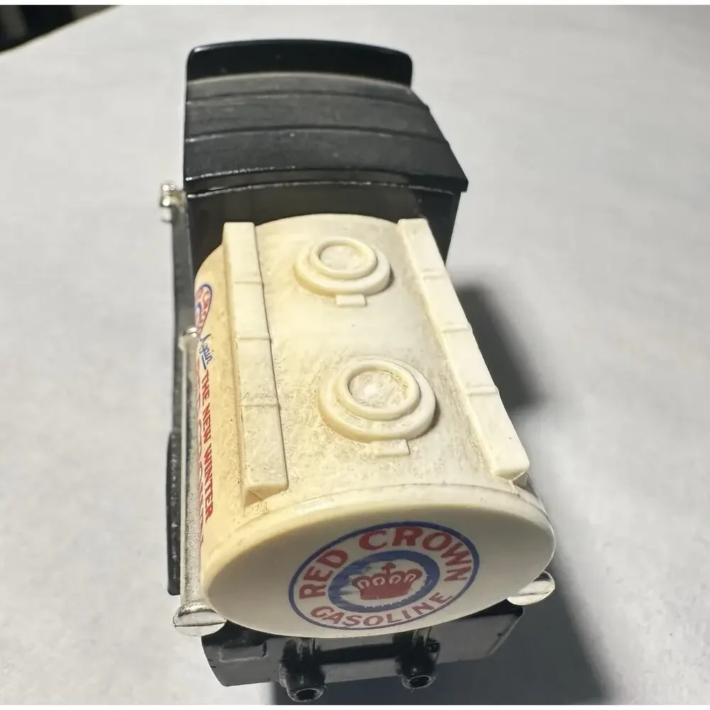 Vintage Lledo 1920 Ford Model T Red Crown Gasoline Standard Oil Chevron 3.5” 204